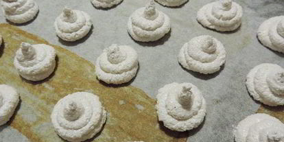 Шаг 7: арахисового и кокосового заварного безе