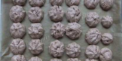 Шаг 10: безе с какао и шоколадом