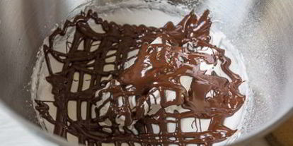 Шаг 4: безе с шоколадом