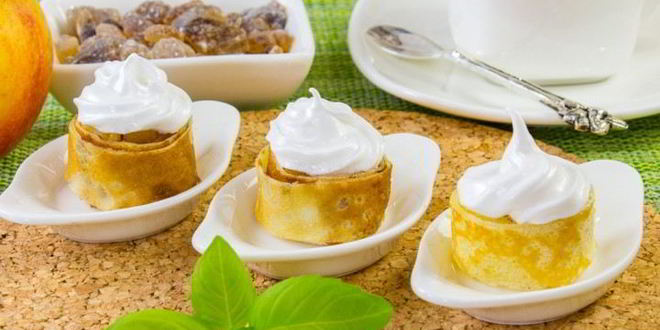 Рецепт блинчиков с яблоками под безе