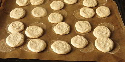 Шаг 11: нутова-миндальных безе