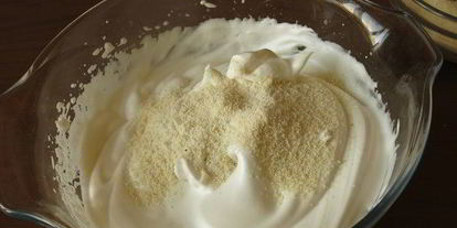 Шаг 6: нутова-миндальных безе