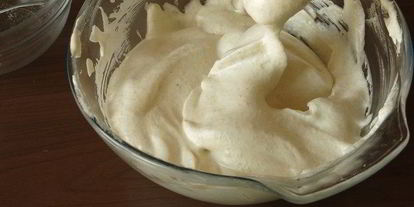 Шаг 8: нутова-миндальных безе