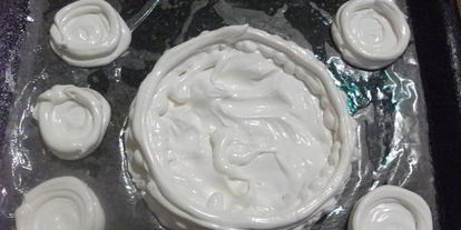 Шаг 5: торта-безе рождественского венок