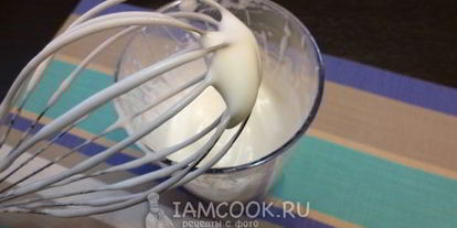 Шаг 6: вегетарианского безе с малиной из нутового отвара