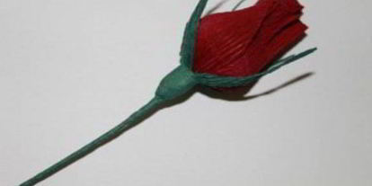 Шаг 4: бутонов роз из конфет