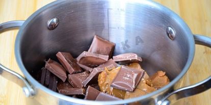 Шаг 1: домашних конфет с арахисома