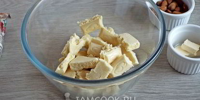 Шаг 4: кокосовых конфет снежки