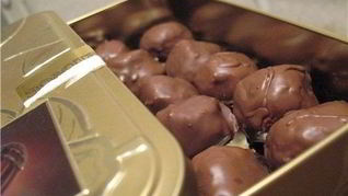 Рецепт Конфет с грецким орехом Метеорит