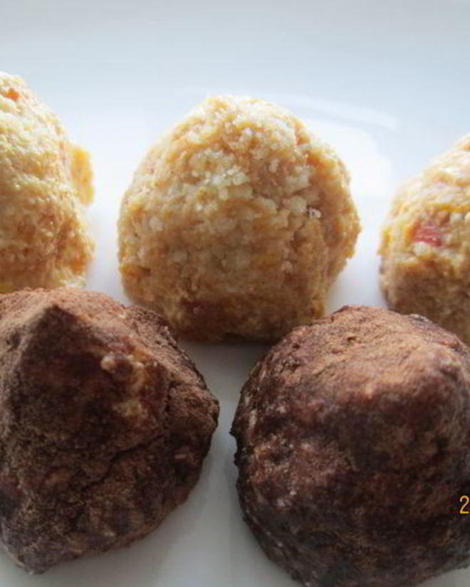 Рецепт творожных конфет с тыквой и хурмой