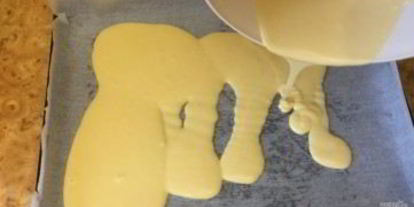 Шаг 2: бисквитного рулета со сливочно-молочным кремом