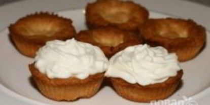 Шаг 8: корзиночек с кремом