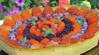 Рецепт Кростаты с ягодами и заварным кремом