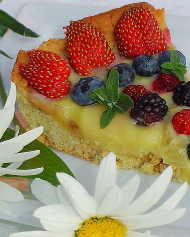 Рецепт кростаты с ягодами и заварным кремом