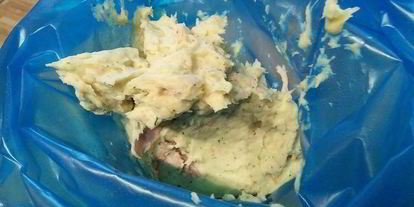 Шаг 5: помидоров, фаршированных картофельно-тунцовым кремом