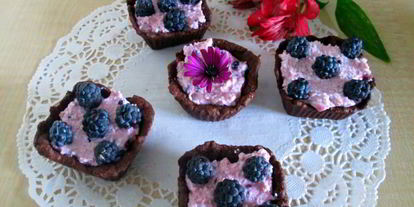 Шаг 4: шоколадные корзиночки с творожным кремом для легкого завтрака