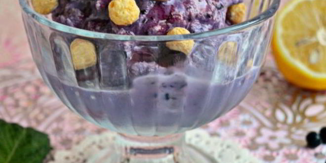 Рецепт черничного мороженого с лимонной цедрой