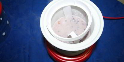 Шаг 4: сырного черничного мороженого