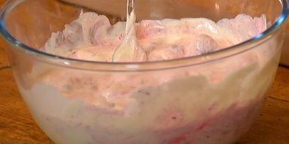 Шаг 4: ягодного мороженого