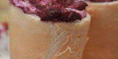 Шаг 23: бисквитных стаканчиков с черничным муссом