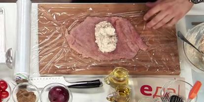 Шаг 2: индейки, фаршированной муссом из цыпленка, под винным соусом