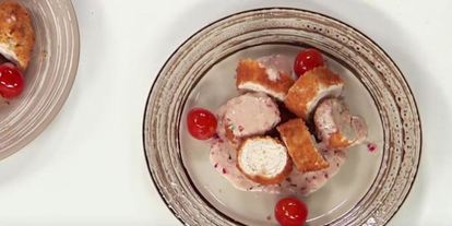 Шаг 5: индейки, фаршированной муссом из цыпленка, под винным соусом