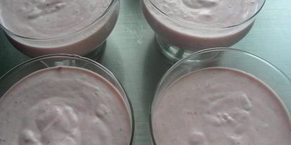 Шаг 6: йогуртова-клубничного мусс с киви