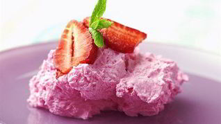 Рецепт Клубничного мусса с ликером