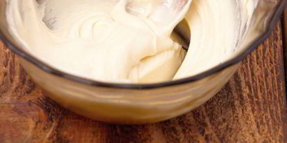 Шаг 2: малинового мусса с ароматом розы