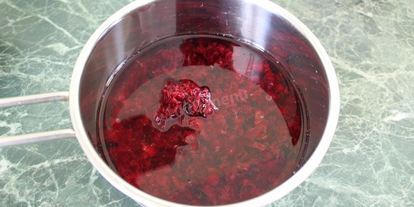 Шаг 4: мусса клюквенного с манной крупой