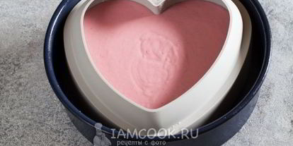 Шаг 18: муссова-клубничного торт