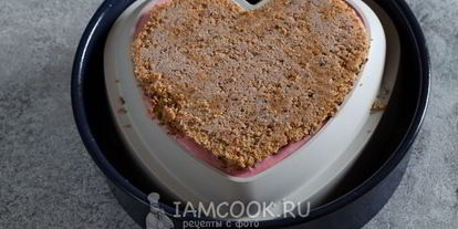 Шаг 21: муссова-клубничного торт