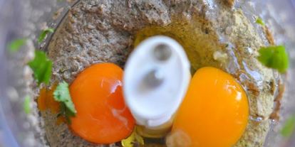 Шаг 2: рыбных рулетиков с грибным муссом