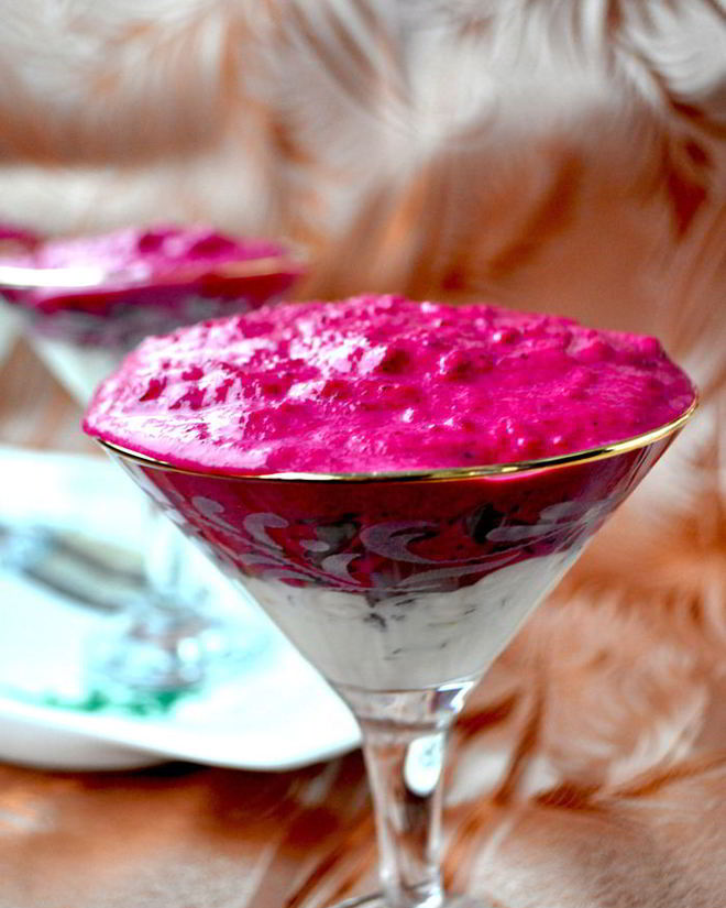 Рецепт сельди под муссом из свеклы