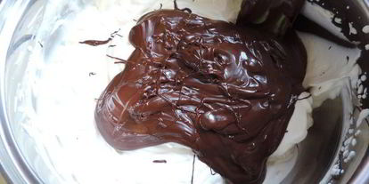 Шаг 18: торта-купола цукотто с апельсиновым и шоколадным муссами