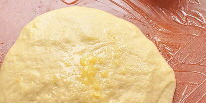 Шаг 19: кулича на желтках и топленом масле