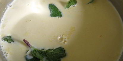 Шаг 4: молочно-мятной пасха цветок