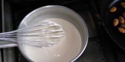 Шаг 4: пасхи из творога с изюмом