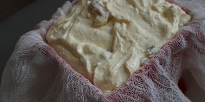 Шаг 4: пасхи творожной с изюмом