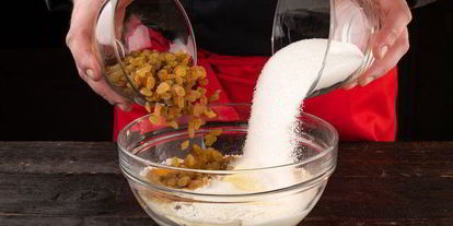 Шаг 2: пасхального кулича с лимонной глазурью