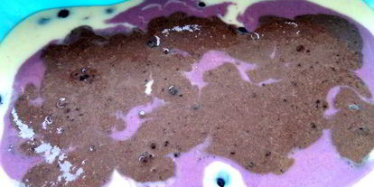 Шаг 12: разноцветного молочно-ягодного желе