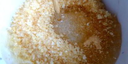 Шаг 3: разноцветного молочно-ягодного желе