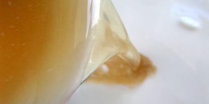 Шаг 4: разноцветного молочно-ягодного желе