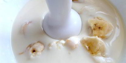 Шаг 8: разноцветного молочно-ягодного желе