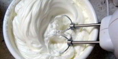 Шаг 1: клубничного торта-суфле поцелуй