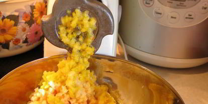 Шаг 1: суфле из овощей под маслятами в сметане