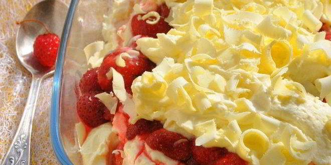 Рецепт Тирамису с клубникой и белым шоколадом