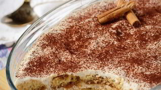 Рецепт Тирамису с рикоттой, орехами и корицей