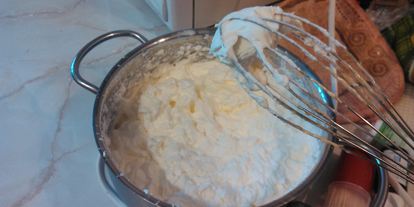 Шаг 3: тирамису со сливками