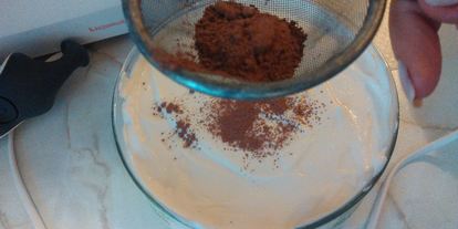 Шаг 8: тирамису со сливками